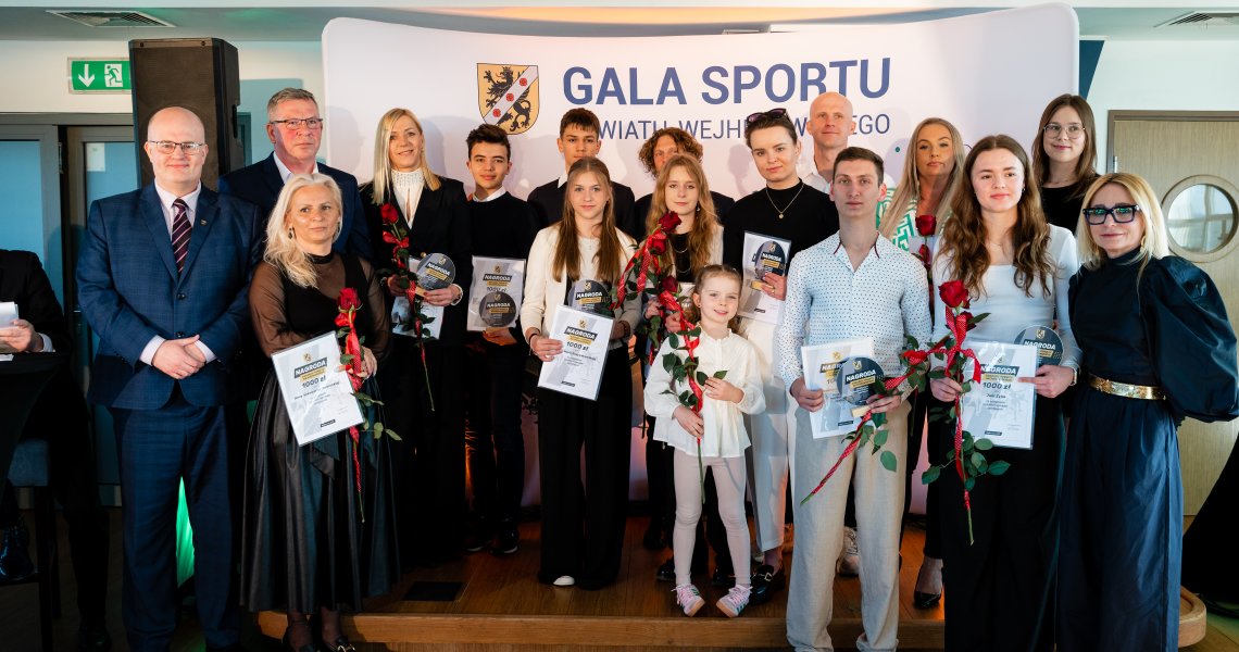 Sportowcy i trenerzy docenieni przez powiat